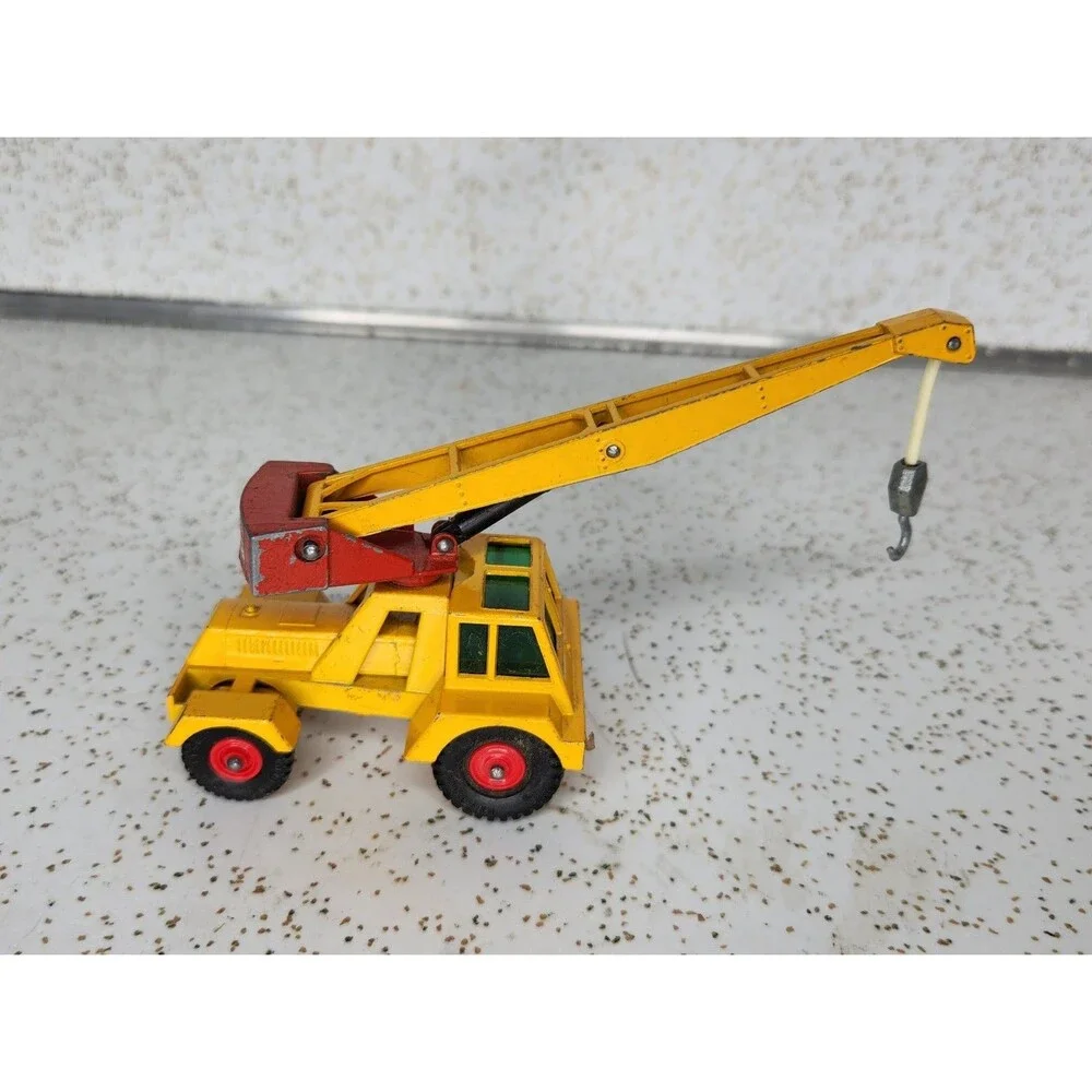 Vintage MATCHBOX KING SIZE 1960s Diecast Taylor Jumbo Crane No. 14 Yellow & Red